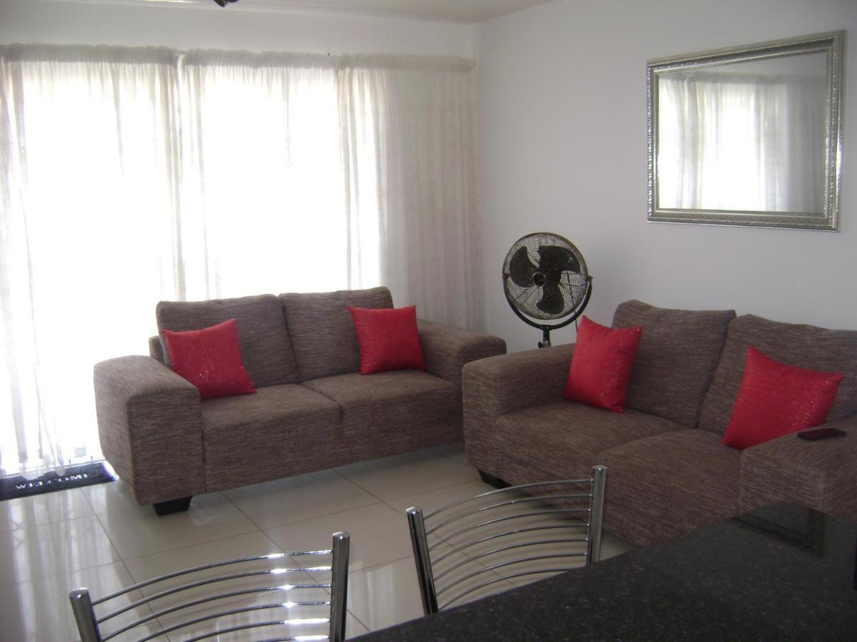 North Beach Durban Apartments Экстерьер фото
