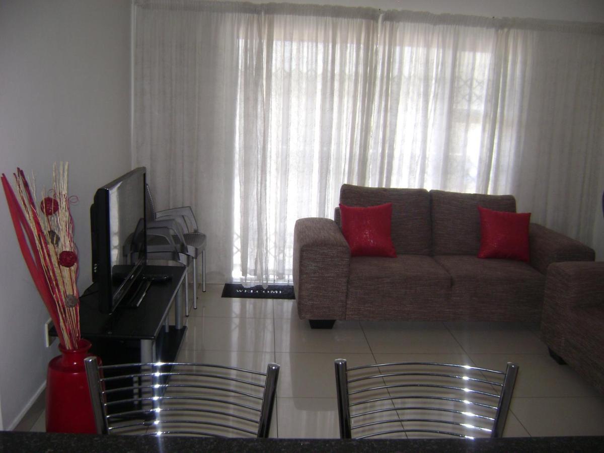 North Beach Durban Apartments Экстерьер фото